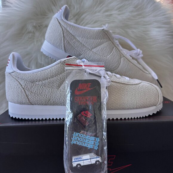 Nike Classic Cortez Stranger Things Upside Down Sail CJ6107-100 Men’s 8.5 - Picture 1 of 7